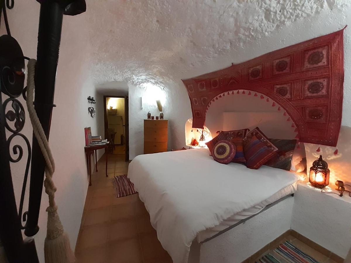 Cuevas - Cuevas De La Luz Bed & Breakfast *